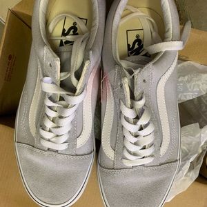 VANS SNEAKERS SIZE 7